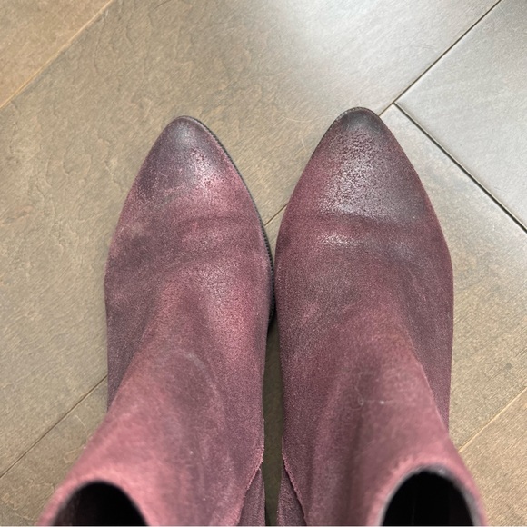 Aldo Eggplant Pointed Toe Booties Size 7 - Picture 2 of 9